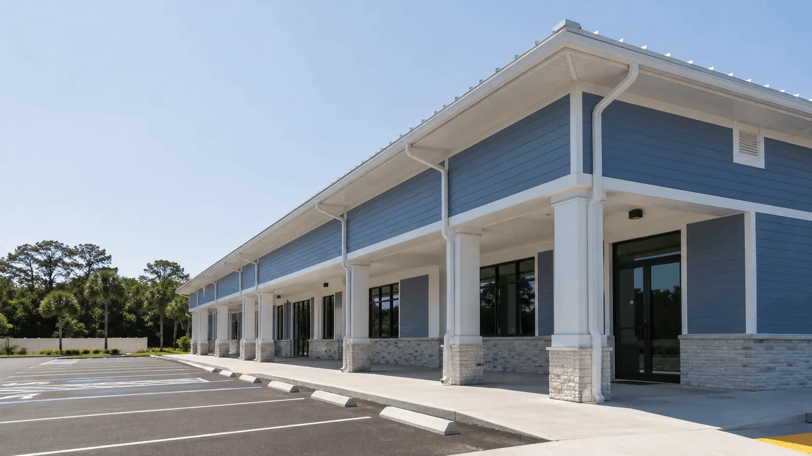 Gutter system running along a commercial building